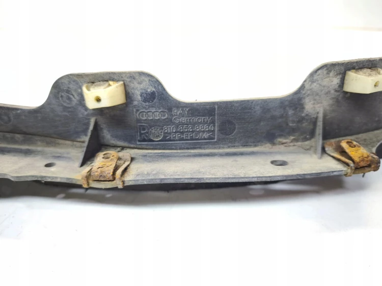 CHLAPACZ SPOJLER NADKOLA PRAWY PRZÓD AUDI A8 8T 8T0853888G