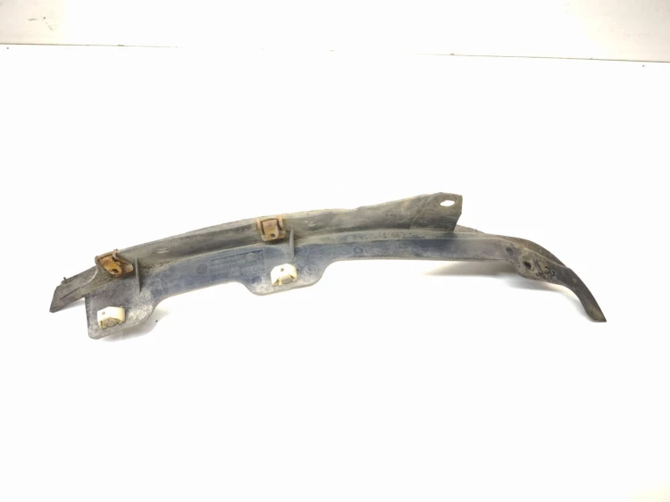 CHLAPACZ SPOJLER NADKOLA PRAWY PRZÓD AUDI A8 8T 8T0853888G