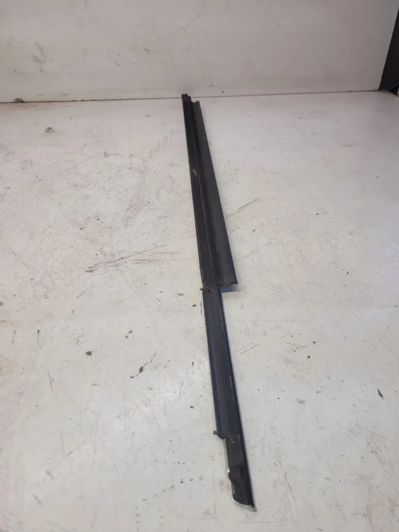 LISTWA CHROM DRZWI AUDI A4 B8 PP 8K0853284J