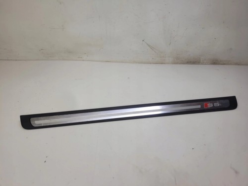 LISTWA PROGOWA LEWA AUDI A5 S5 8T0853373