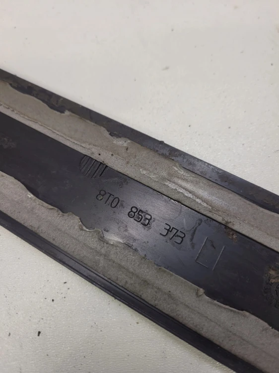 LISTWA PROGOWA LEWA AUDI A5 S5 8T0853373