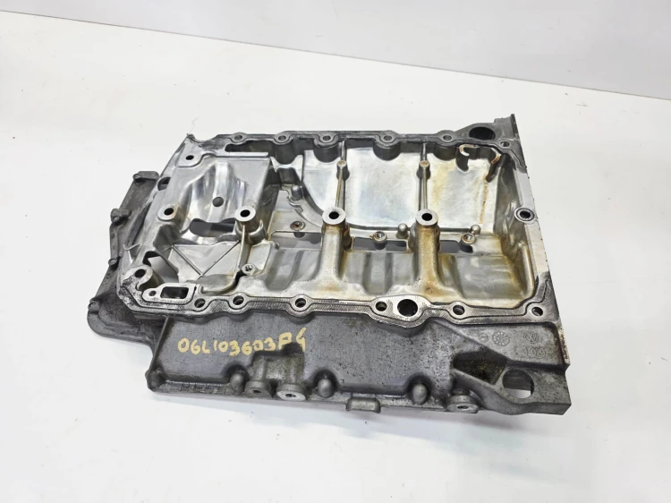 MISKA OLEJOWA PÓŁBLOK AUDI A4 B9 A5 8W Q5 FY 2.0 TFSI 06L103603AG