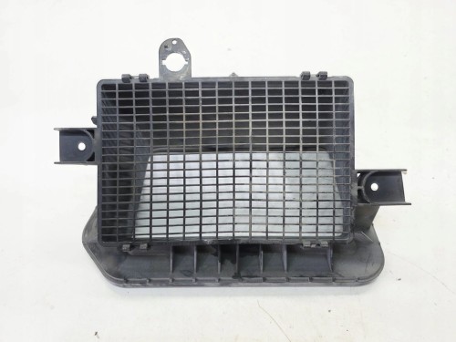 WLOT DOLOT POWIETRZA DO KABINY AUDI Q5 FY 80B819904D