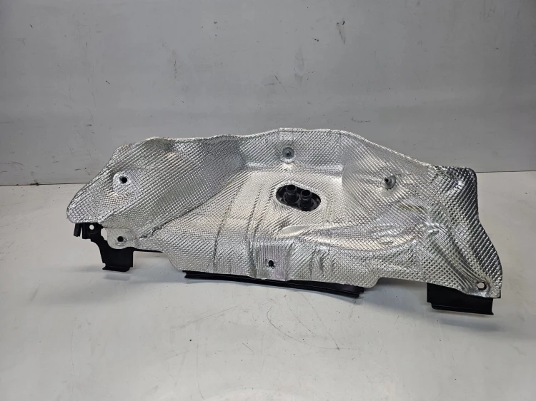 OSŁONA ŚCIANY GRODZIOWEJ ŚCIANA AUDI A4 B9 A5 8W 8W0819523F
