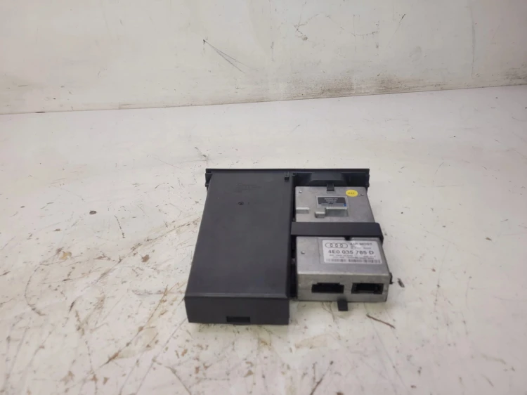 MODUŁ INTERFACE AUDIO AMI AUDI A4 B8 A5 4E0035785D