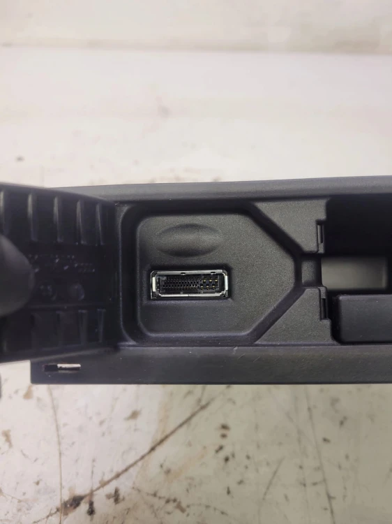 MODUŁ INTERFACE AUDIO AMI AUDI A4 B8 A5 4E0035785D