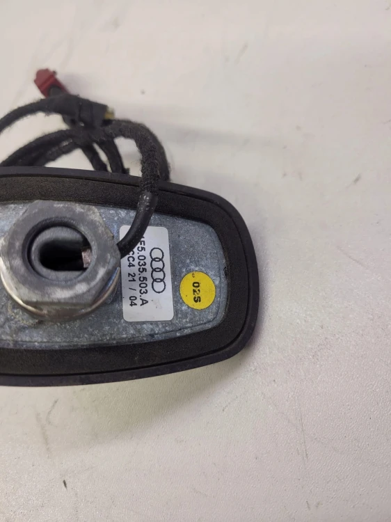 ANTENA LOTKA REKIN AUDI A6 C6 SEDAN 4F5035503A MAT