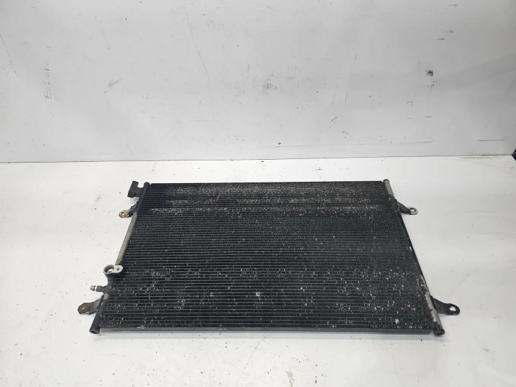 CHŁODNICA KLIMATYZACJI AUDI A6 C6 4F0260401R 3.0 TFSI
