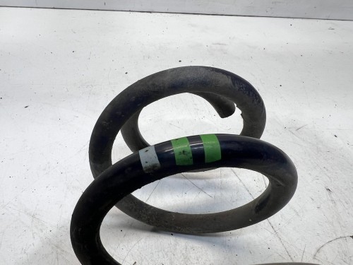 SPRĘŻYNA PRZÓD PRZEDNIA LEWA LUB PRAWA AUDI A6 C6 15MMX335MM