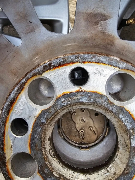 FELGA FELGI AUDI A3 A4 A6 7.5JR16 ET45 4F0601025CA