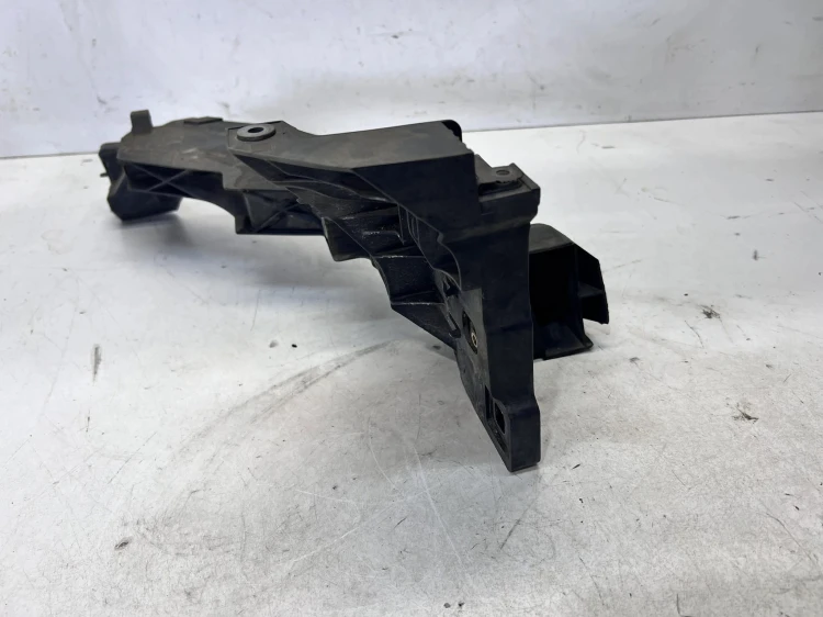 ŚLIZG UCHWYT MOCOWANIE REFLEKTORA LEWY AUDI Q7 4M 4M0805607