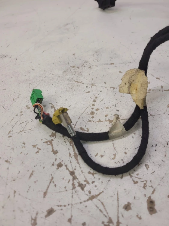 KABEL ADAPTER AMI INTERFACE AUDI A6 C6 4F0035727