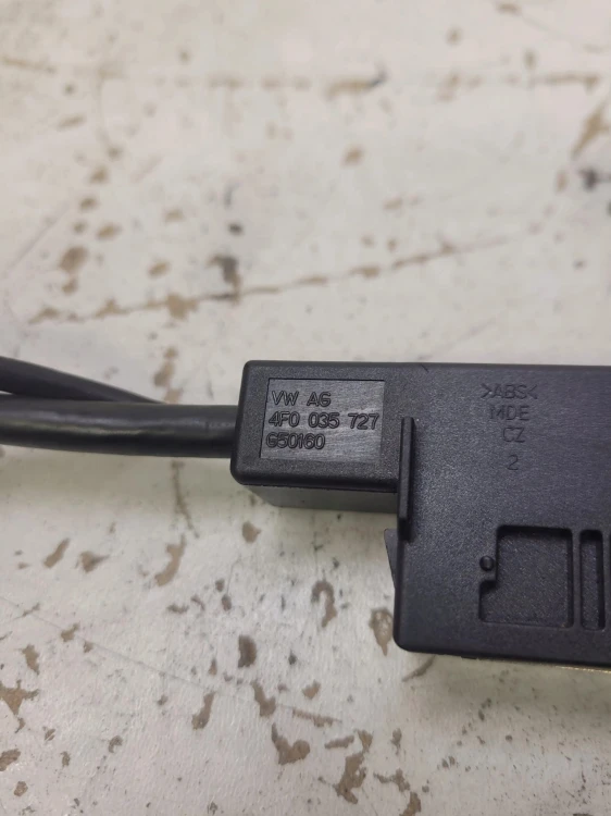 KABEL ADAPTER AMI INTERFACE AUDI A6 C6 4F0035727