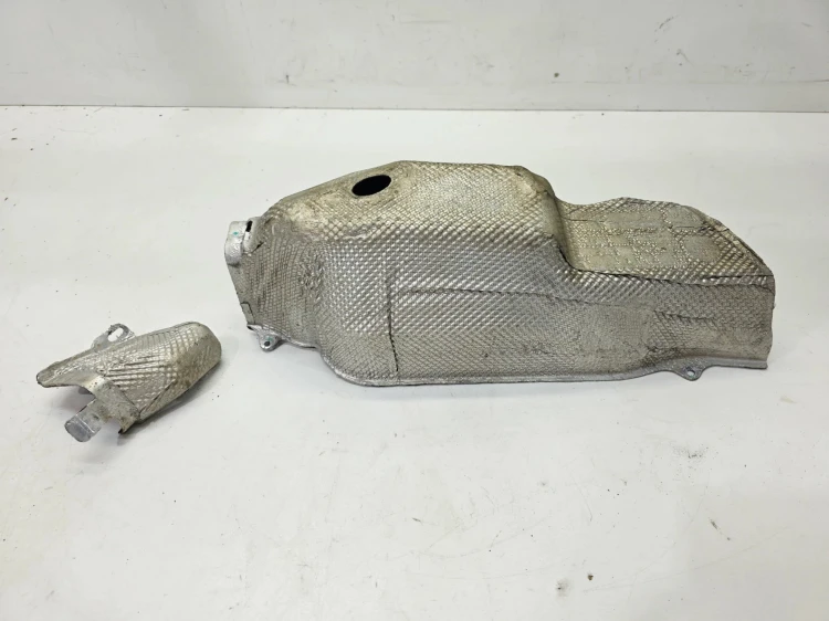 OSŁONA TERMICZNA KOMPRESORA PODWOZIA TYŁ AUDI Q5 FY 80A616105C