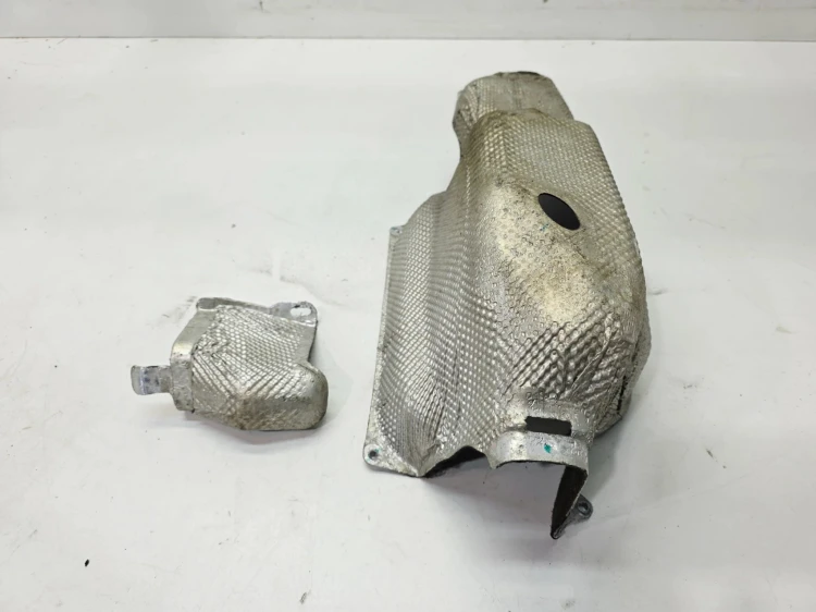 OSŁONA TERMICZNA KOMPRESORA PODWOZIA TYŁ AUDI Q5 FY 80A616105C