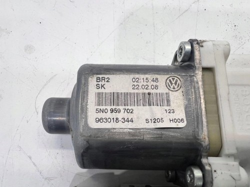 SILNICZEK SZYBY PRAWY PRZÓD VW TIGUAN 5N0959702
