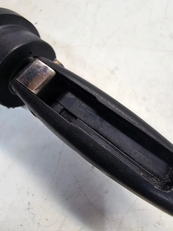 KLUCZYK PILOT GROT STACYJKA AUDI A4 B7 8E0837220K 4B0905851M