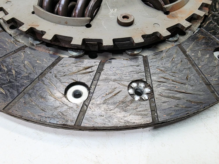 KOŁO DWUMASOWE SPRZĘGŁO AUDI A4 B8 A5 Q5 3.0 TDI 0B4105266H 7/26