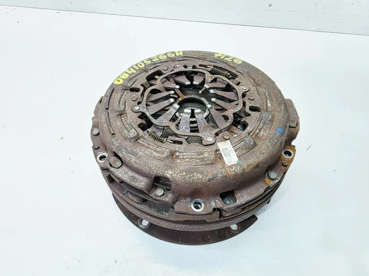 KOŁO DWUMASOWE SPRZĘGŁO AUDI A4 B8 A5 Q5 3.0 TDI 0B4105266H 7/26