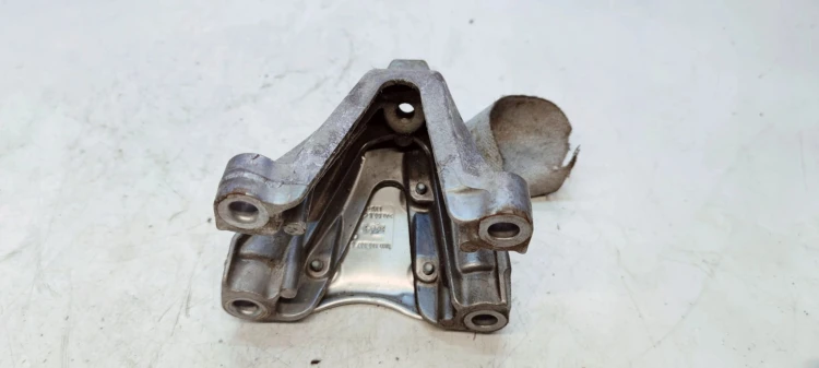 ŁAPA SILNIKA LEWA AUDI A4 B8 A5 8T A6 C7 A7 3.0 TDI 8K0199307BJ