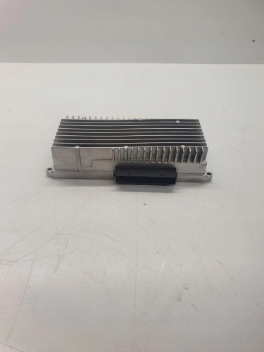 WZMACNIACZ AUDIO AUDI A4 B8 A5 Q5 8R0035223G