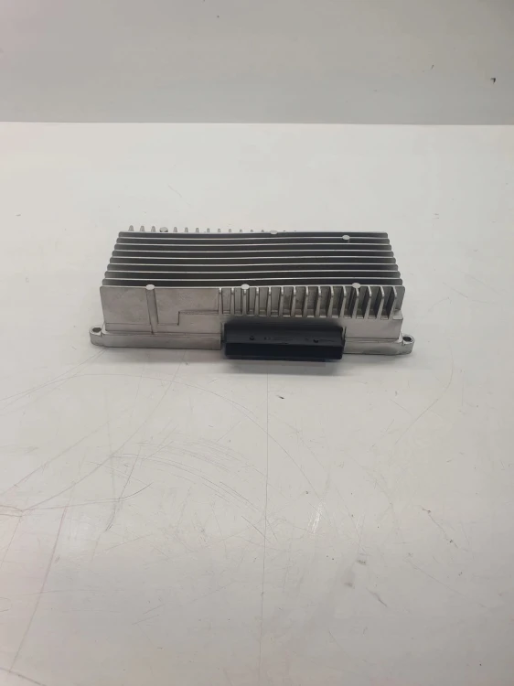 WZMACNIACZ AUDIO AUDI A4 B8 A5 Q5 8R0035223G
