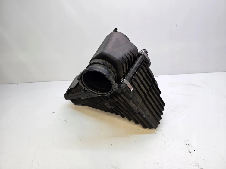 OBUDOWA FILTRA POWIETRZA AUDI Q7 4L 7L6129601Q