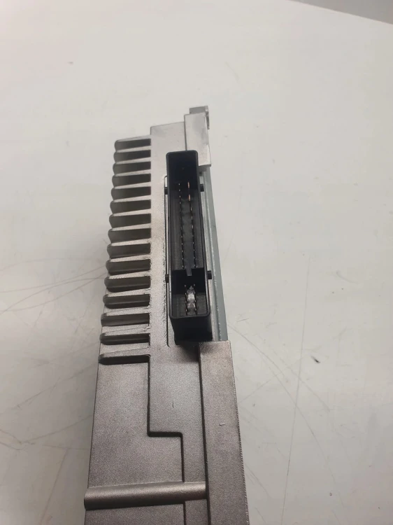 WZMACNIACZ AUDIO AUDI A4 B8 A5 Q5 8R0035223G