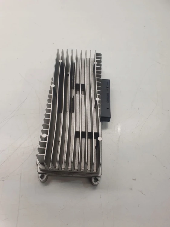 WZMACNIACZ AUDIO AUDI A4 B8 A5 Q5 8R0035223G