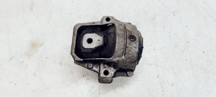 PODUSZKA SILNIKA L P AUDI A4 B8 A5 Q5 8R0199381AN