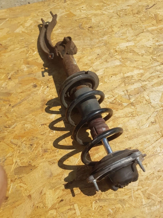 AMORTYZATOR LEWY PRZÓD AUDI A6 C7 A7 4G0413031AF