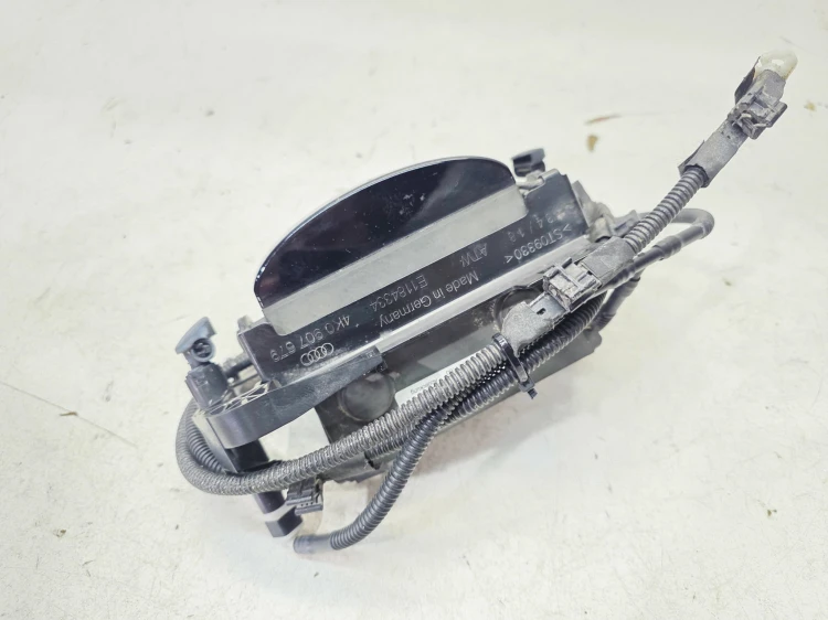 ZAŚLEPKA OBUDOWA LASERA RADARU SPRYSKIWACZ AUDI A6 C8 4K0907636