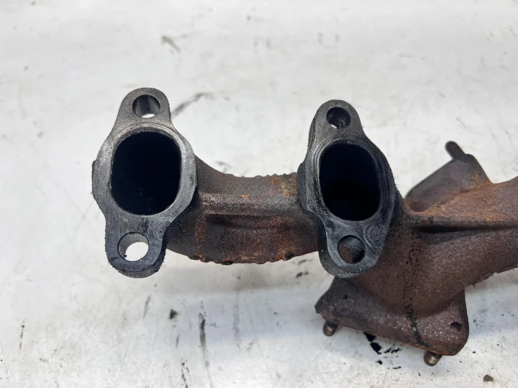KOLEKTOR WYDECHOWY AUDI A4 B7 1.9 TDI 038253033E