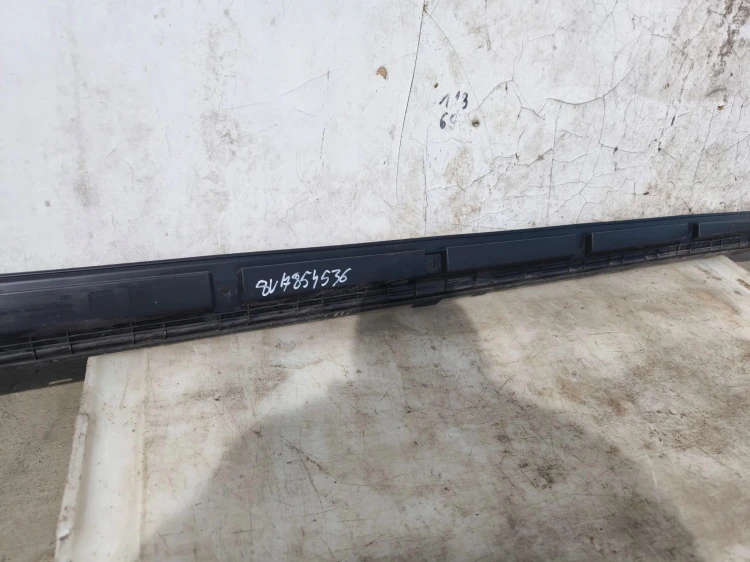 LISTWA PROGOWA MOCOWANIE LISTWY S LINE A3 8V CABRIO PRAWA 8V7854536