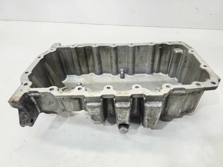 MISKA OLEJOWA AUDI VOLKSWAGEN SEAT SKODA 1.6 2.0 TDI 03G103603AB