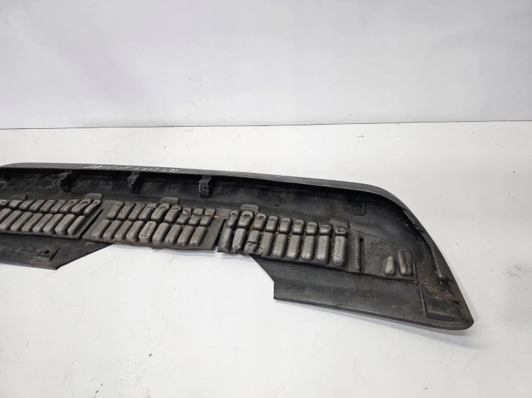 DOKŁADKA LOTKA SPOILER ZDERZAKA PRZÓD AUDI Q7 4L LIFT S-LINE 4L0807110