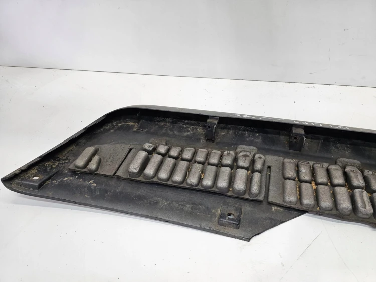 DOKŁADKA LOTKA SPOILER ZDERZAKA PRZÓD AUDI Q7 4L LIFT S-LINE 4L0807110