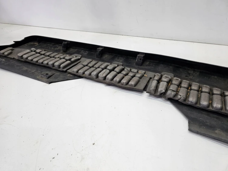 DOKŁADKA LOTKA SPOILER ZDERZAKA PRZÓD AUDI Q7 4L LIFT S-LINE 4L0807110