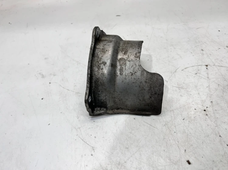 OSŁONA PÓŁOSI AUDI A4 B8 A6 C7 8K0407722