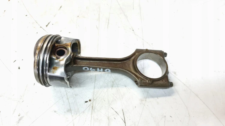 TŁOK + KORBOWÓD AUDI VOLKSWAGEN SEAT SKODA 1.8 TSI TFSI 06HQ 06HAF 82.465