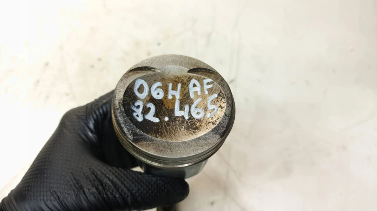 TŁOK + KORBOWÓD AUDI VOLKSWAGEN SEAT SKODA 1.8 TSI TFSI 06HQ 06HAF 82.465
