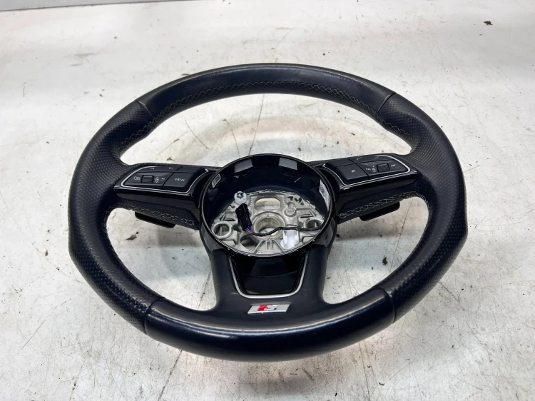 KIEROWNICA S LINE SKÓRA MULTIFUNKCJA AUDI A3 8Y 82A419091AD