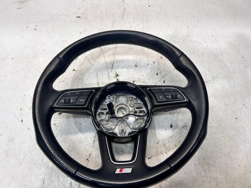 KIEROWNICA S LINE SKÓRA MULTIFUNKCJA AUDI A3 8Y 82A419091AD