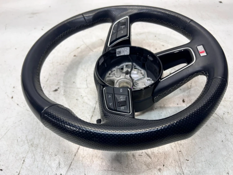 KIEROWNICA S LINE SKÓRA MULTIFUNKCJA AUDI A3 8Y 82A419091AD