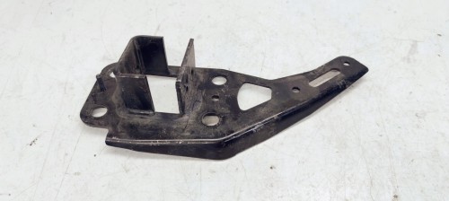 MOCOWANIE STREFY ZGNIOTU PRAWE AUDI A6 4F0805500B