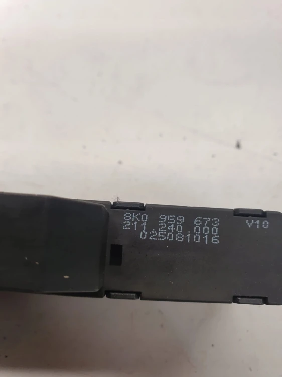 WŁĄCZNIK ESP AUDI A4 B8 A5 8K0959673