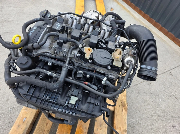 SILNIK KOMPLETNY AUDI VW SEAT SKODA 1.8 TFSI CJS CJSA ORYGINAŁ 121814KM !!!