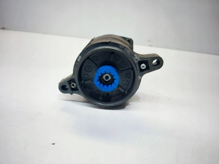 SILNIK PRZEKŁADNI MAGLOWNICY AUDI A3 8V VOLKSWAGEN SEAT SKODA 5Q0909144P