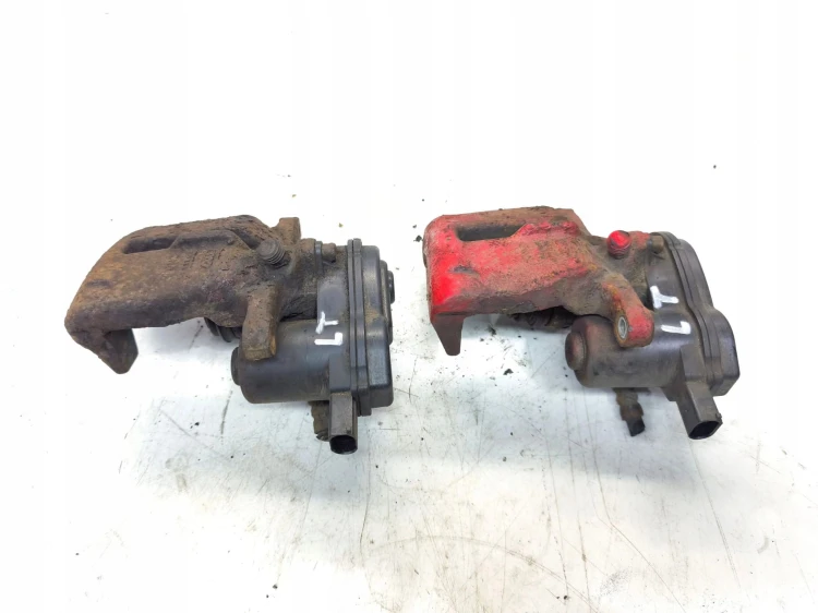 ZACISK HAMULCOWY ELEKTRYCZNY LEWY TYŁ AUDI A4 B8 A5 8T Q5 8R