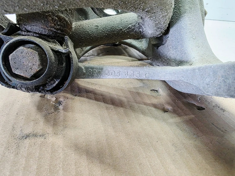 ZWROTNICA LEWY TYŁ AUDI Q5 8R QUATTRO 8R0505435C 8R0505311F 8R0035AB